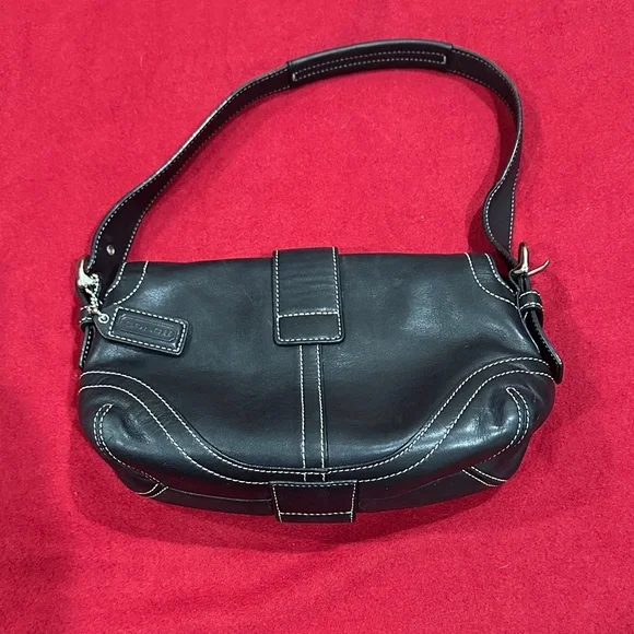Coach Black Leather Shoulder Bag with Stitching - Picture 2 of 12
